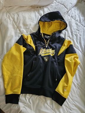 Milwaukee Brewers Blue & Yellow Hooded Pullover Sweatshirt